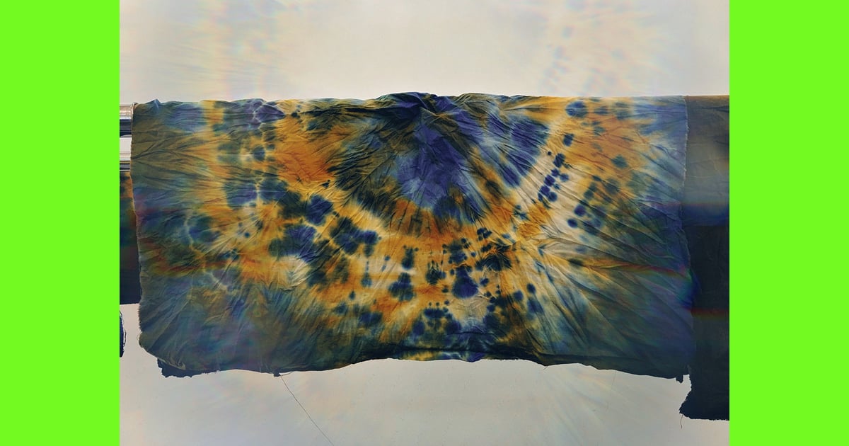 Kain Tie-Dye - Seuntai Kain |